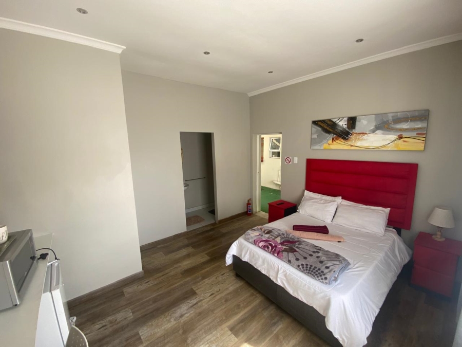 12 Bedroom Property for Sale in Newton Park Eastern Cape